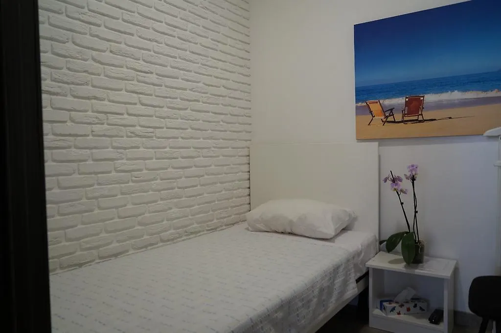 Skyhome Mini-Hotel Kiev 3*,